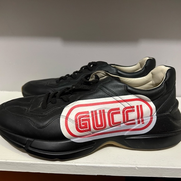 Gucci Rhyton Sneaker - Picture 3 of 3
